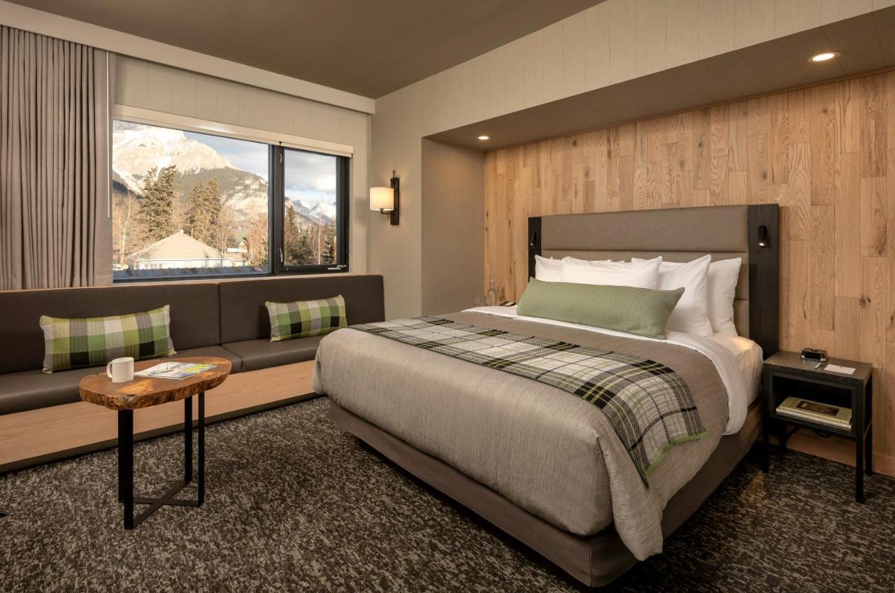 Peaks Hotel And Suites Banff Exteriér fotografie