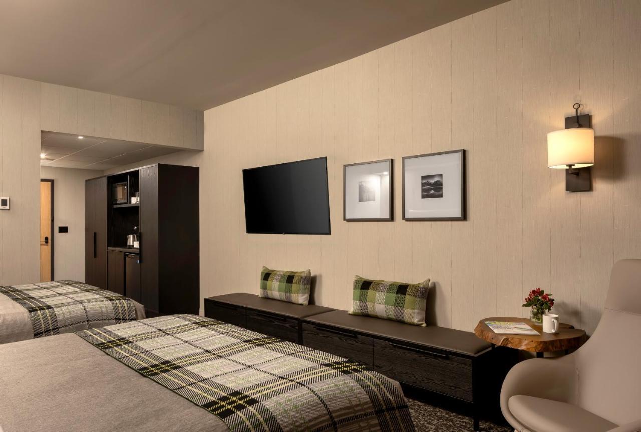 Peaks Hotel And Suites Banff Exteriér fotografie