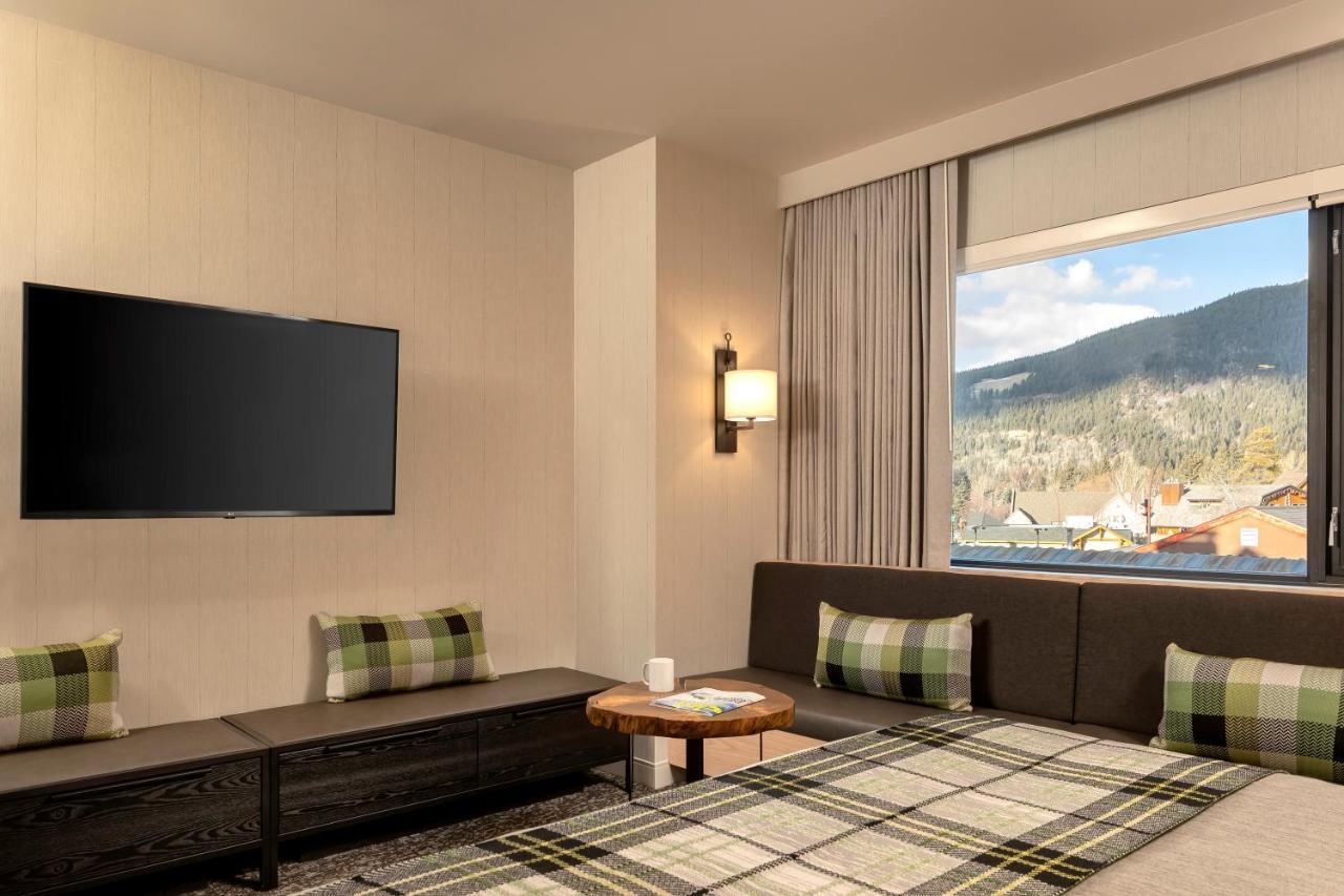Peaks Hotel And Suites Banff Exteriér fotografie