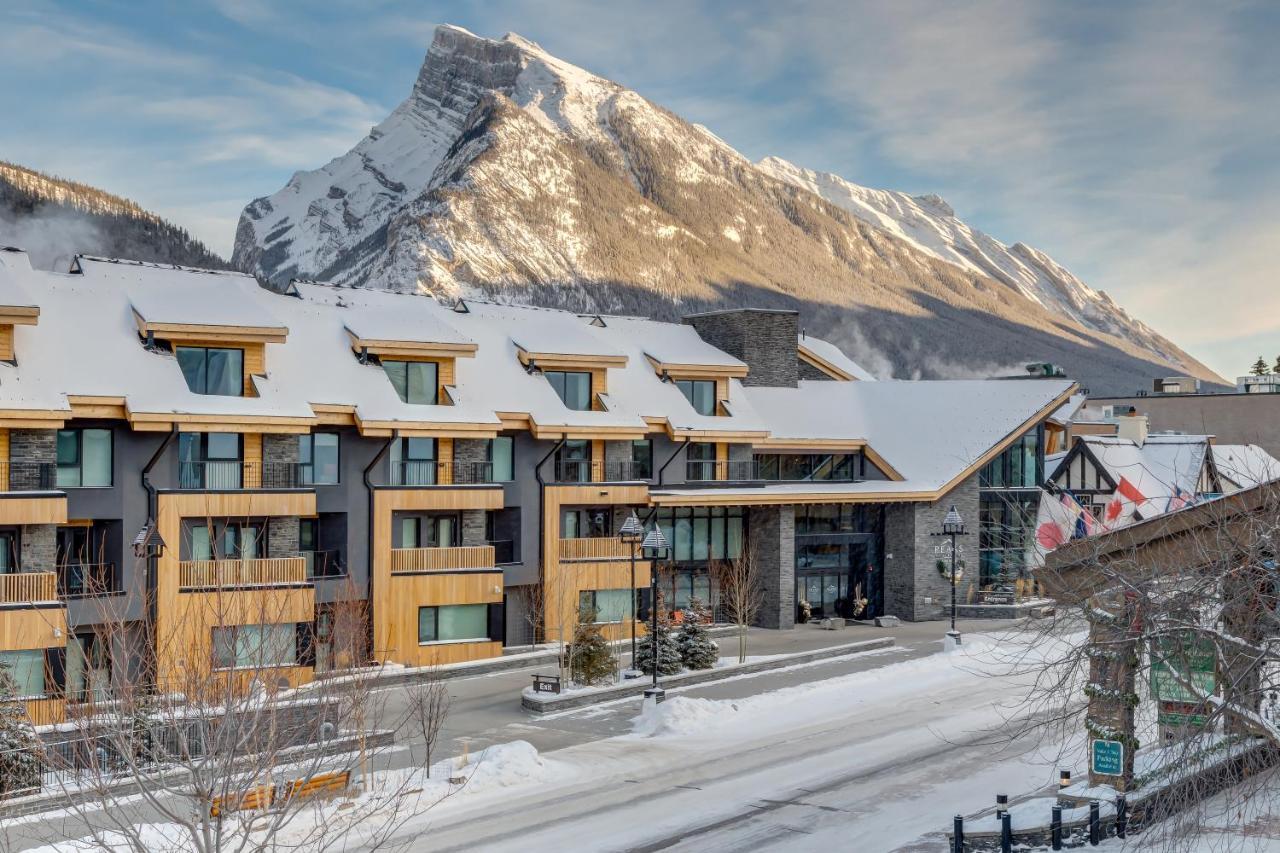 Peaks Hotel And Suites Banff Exteriér fotografie